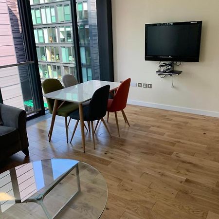 Quartermile 1 Bedroom Apartment - With Free Parking Included Edimburgo Esterno foto